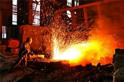 Cene jekla še naprej padajo Industrijski glas Cene industrije: povpraševanje ...